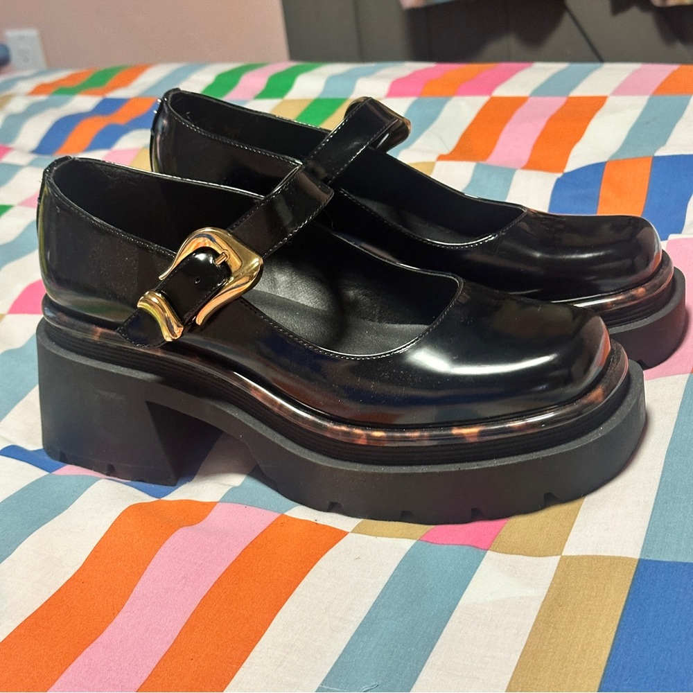 Glossy Black Platform Mary Jane Shoes
